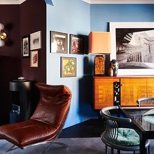 https://design-2-bed-house-garden.brusselshotelsbook.com